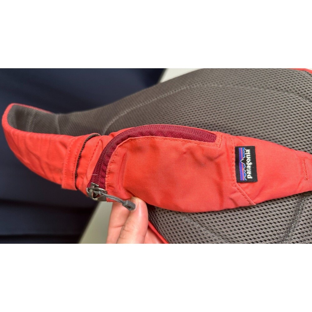 Patagonia Atom Sling 8L Crossbody Bag Coral Red Plum 48259 FA13 Discontinued - Picture 13 of 14